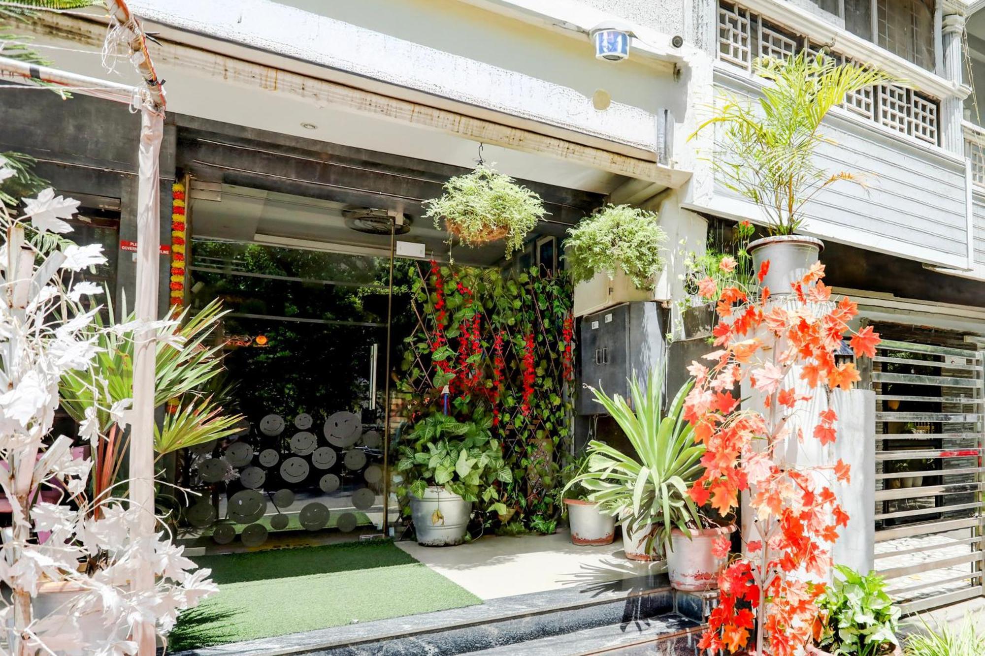 Super Hotel O Mp Nagar Near Rachna Tower Bhopal Esterno foto
