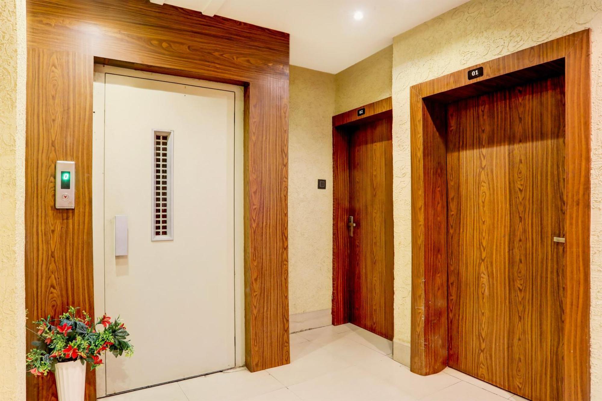 Super Hotel O Mp Nagar Near Rachna Tower Bhopal Esterno foto